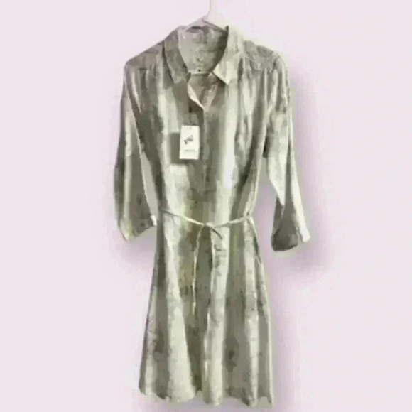 NWT Malvin I ❤️ Linen gray roses dress - Picture 1 of 5